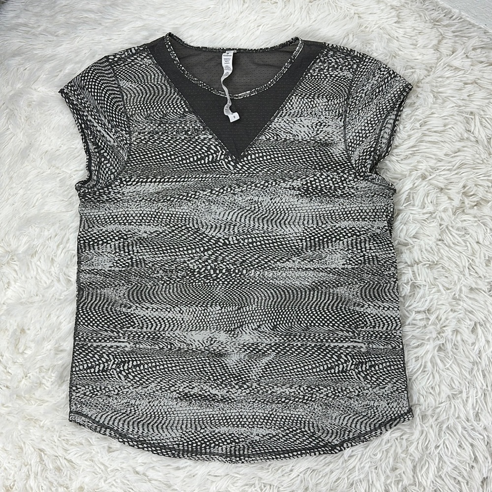 Lululemon For The Run Short Sleeve Swerve Vapor Metal Grey / Metal Grey